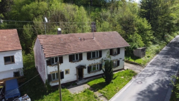 Sanierungsbedürftiges Einfamilienhaus mit Potenzial: Vielseitige Möglichkeiten in Mundraching, 86946 Vilgertshofen, Einfamilienhaus