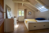 Einmalige Gelegenheit: Architektenhaus in idyllischer Lage nahe dem Ammersee - Schlafzimmer Obergeschoss